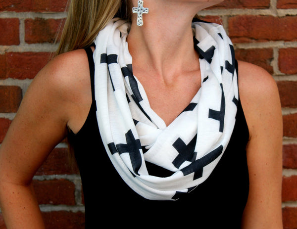 Four Reasons To Own A Cross Scarf